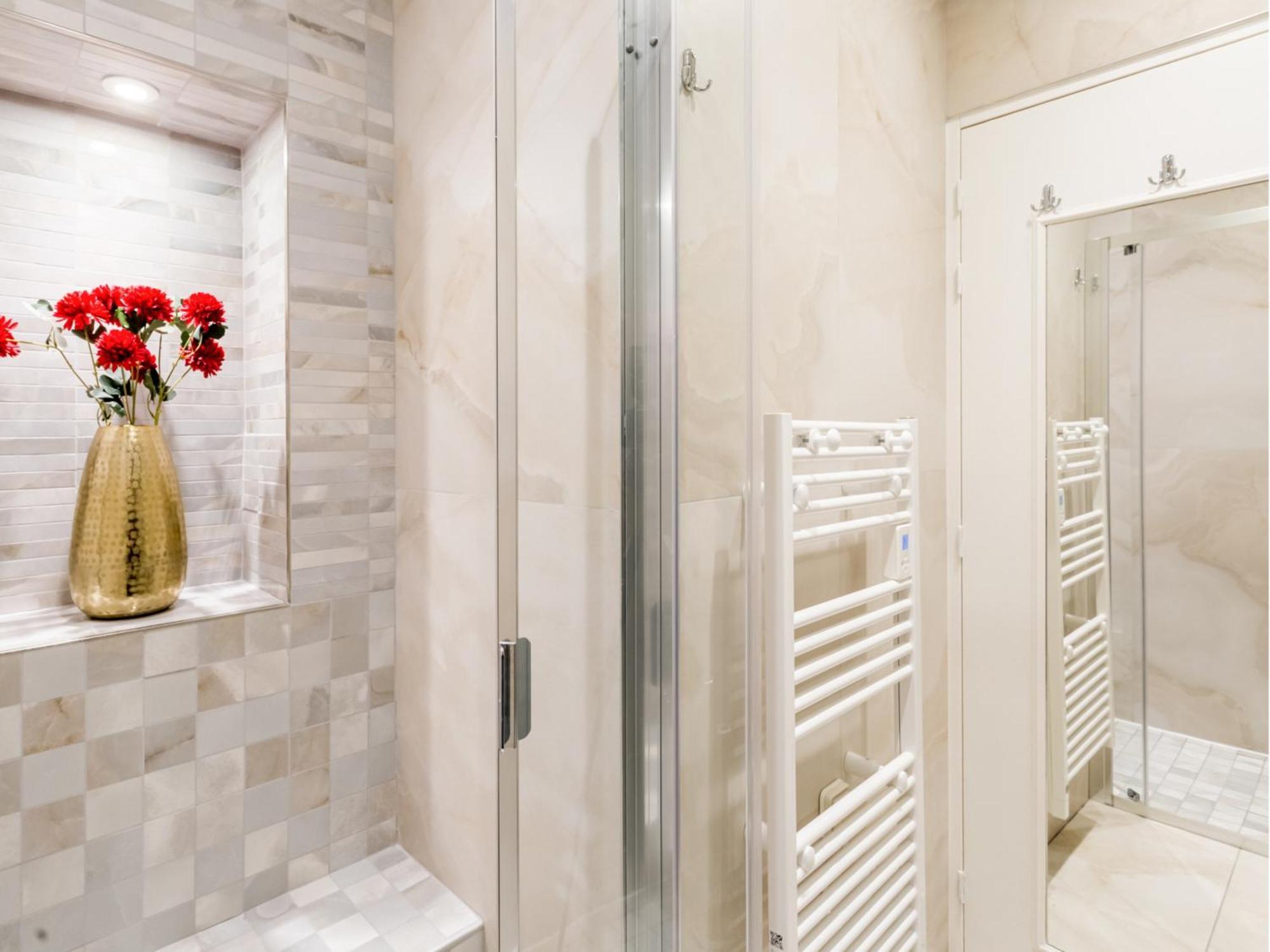 Merveil - Luxury Suite - Louvre - Therese ปารีส ภายนอก รูปภาพ